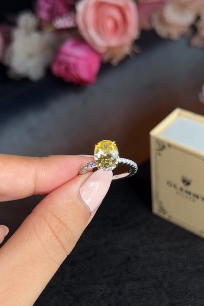 Bague Ovale Pavée Jaune
