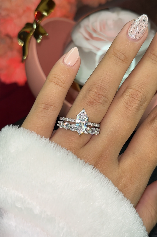 Bague de mariage Marquise