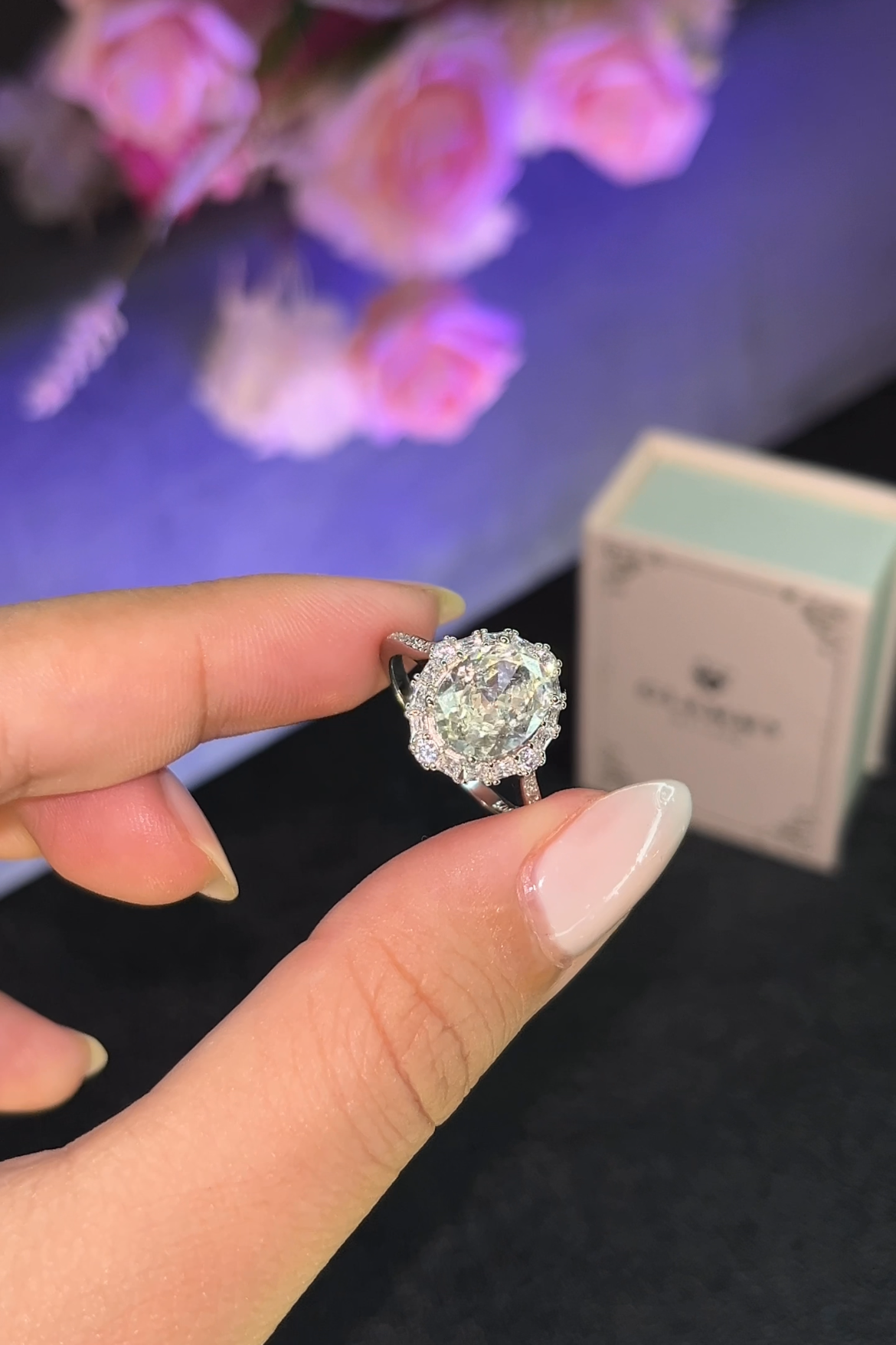 Bague Ovale Pavée